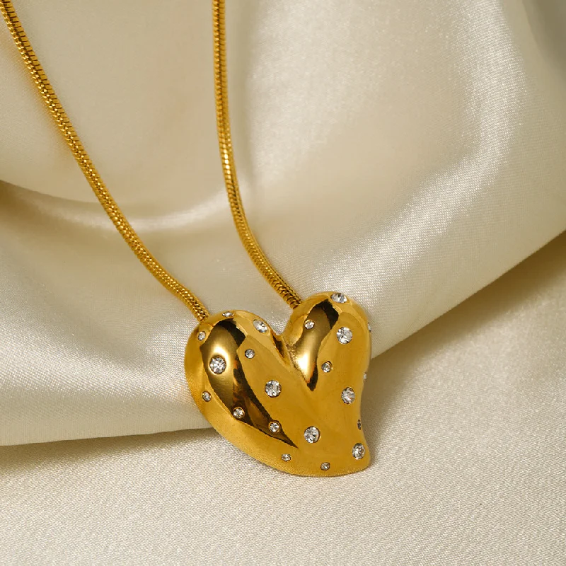 Wholesale Valentine's Day 18k Gold Stainless Steel White Rhinestone Love Necklace