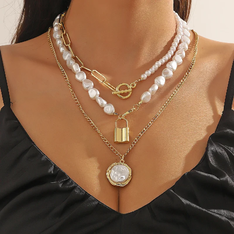 Wholesale Double Layered Irregular Pearl Alloy Necklaces