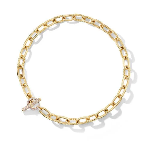 DY Madison Toggle Chain Necklace in 18K Yellow Gold with Diamonds, 11mm